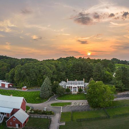Inn At Black Star Farms Suttons Bay 외부 사진